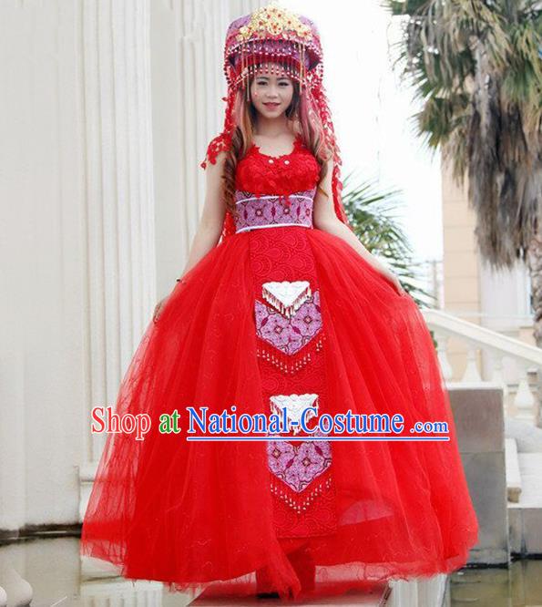 Traditional Chinese Miao Nationality Wedding Veil Costume Embroidered Red Bubble Dress and Headwear, Hmong Folk Dance Ethnic Chinese Minority Nationality Embroidery Clothing for Women