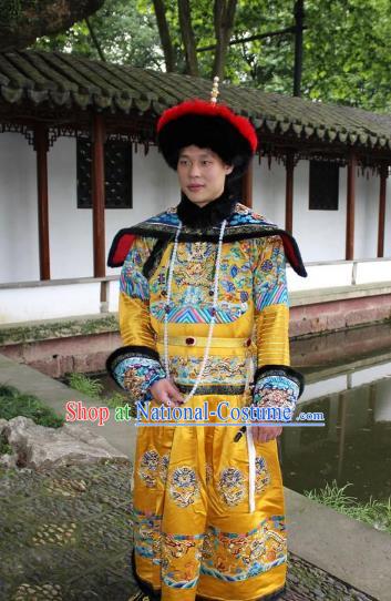 Traditional China Beijing Opera Qing Dynasty Emperor Costume Yellow Embroidered Robe, Ancient Chinese Peking Opera Manchu King Embroidery Dragon Clothing