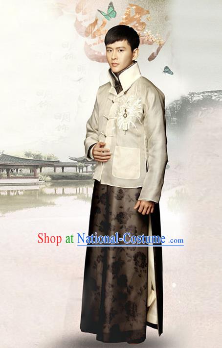 Traditional Chinese Nobility Childe Costume Beige Mandarin Jacket and Long Robe, Chinese Republic of China Young Master Embroidery Clothing for Men