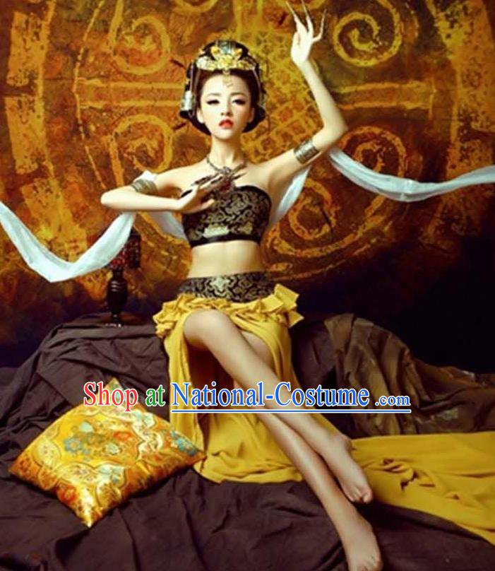 Traditional Ancient Chinese Dunhuang Flying Apsaras Dance Golden Costume, Elegant Hanfu Clothing Chinese Palace Lady Fairy Clothing for Women