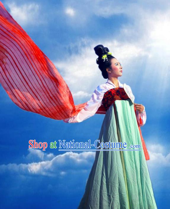 Traditional Ancient Chinese Imperial Princess Costume Green Slip Skirt, Elegant Hanfu Clothing Chinese Tang Dynasty Palace Lady Embroidered Clothing for Women