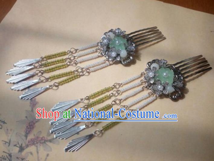 Traditional Handmade Chinese Ancient Classical Hanfu Hair Accessories Hairpins Green Bead Hair Comb, Princess Headpiece Palace Lady Tassel Step Shake Hair Stick for Women