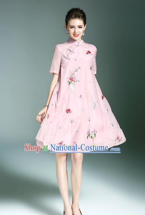 Top Grade Asian Chinese Costumes Classical Embroidery Butterfly Flowers Slant Opening Cheongsam, Traditional China National Pink Chirpaur Dress Plated Buttons Qipao for Women