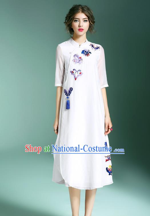 Asian Chinese Oriental Costumes Classical Palace Embroidery White Cheongsam, Traditional China National Chirpaur Tang Suit Plated Buttons Qipao for Women