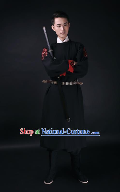 Traditional Chinese Ancient Hanfu Imperial Guards Costume, Asian China Ming Dynasty Swordsman Black Long Robe for Men