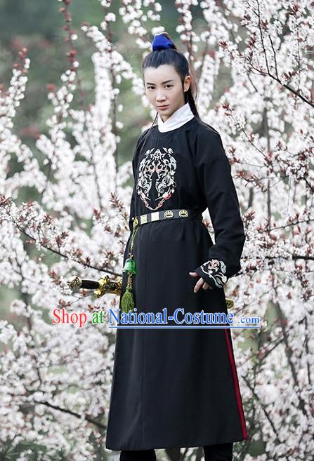 Traditional Chinese Ancient Hanfu Swordswoman Costume Embroidered Long Robe, Asian China Ming Dynasty Imperial Guards Clothing for Women