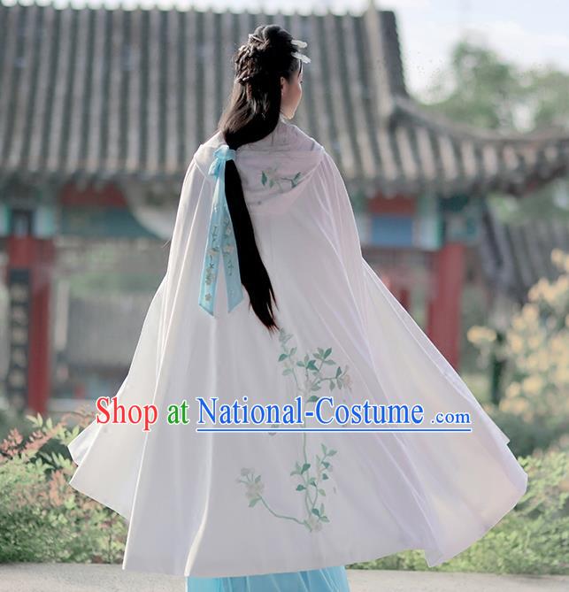 Asian Chinese Ming Dynasty Princess Costume Embroidery White Cloak, Ancient China Palace Lady Embroidered Mantle for Women