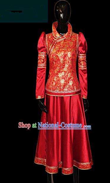 Traditional Chinese Mongol Nationality Dance Costume Female Red Mongolian Robe, Chinese Mongolian Minority Nationality Princess Embroidery Costume for Women