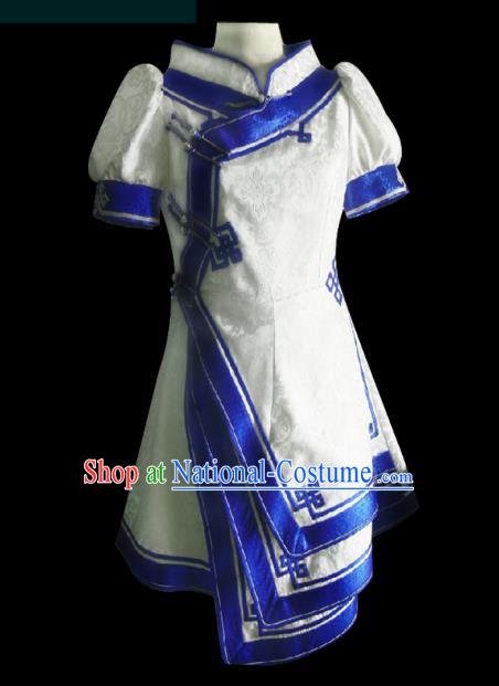 Traditional Chinese Mongol Nationality Dance Costume Palace Lady White Mongolian Robe, Chinese Mongolian Minority Nationality Princess Embroidery Costume for Women