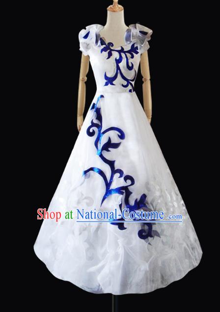 Traditional Chinese Modern Dancing Compere Performance Costume, Opening Classic Chorus Singing Group Dance White Veil Bubble Dress for Women