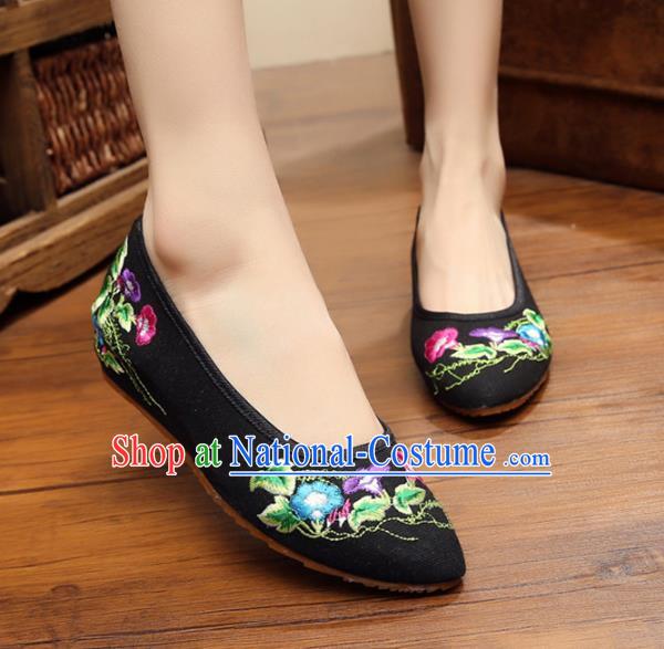 Asian Chinese National Black Embroidered Shoes, Traditional China Princess Shoes Hanfu Embroidery Petunia Shoes for Women