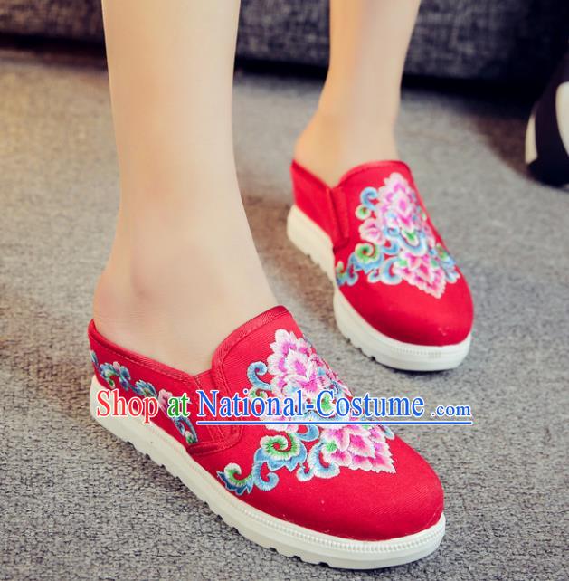 Traditional Chinese National Hanfu Red Embroidered Slippers, China Princess Embroidery Shoes for Women