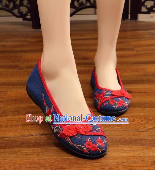 Traditional Chinese National Hanfu Wedding Navy Embroidered Shoes, China Princess Embroidery Wintersweet Shoes for Women