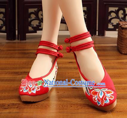 Traditional Chinese National Hanfu Wedding Red Embroidered Shoes, China Princess Embroidery Peony Shoes for Women