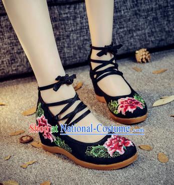 Traditional Chinese National Hanfu Black Wedge Heel Embroidered Shoes, China Princess Embroidery Peony Shoes for Women