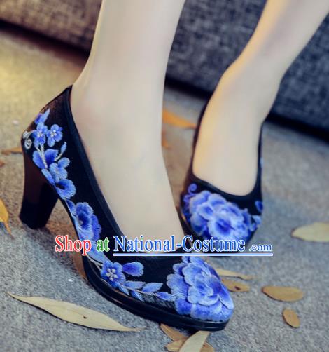 Traditional Chinese National Hanfu Black Embroidered Shoes, China Princess Embroidery Peony High-heeled Shoes for Women