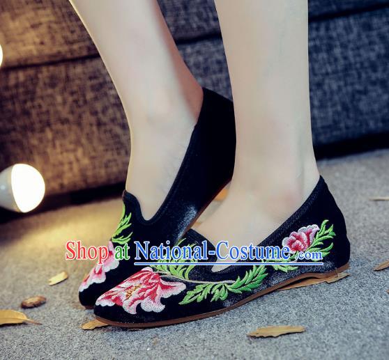 Traditional Chinese National Hanfu Embroidery Peony Shoes, China Princess Black Embroidered Shoes for Women