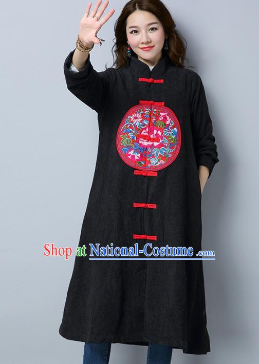 Traditional Chinese National Costume Hanfu Embroidered Black Coat, China Tang Suit Plated Buttons Dust Coat for Women