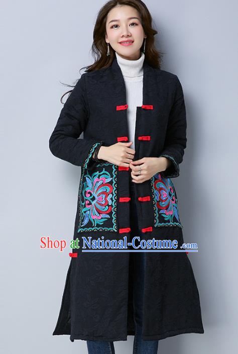 Traditional Chinese National Costume Hanfu Embroidered Black Dust Coat, China Tang Suit Coat for Women