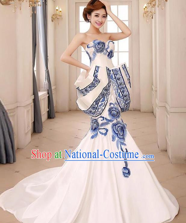 Chinese Style Wedding Catwalks Costume Wedding Bride Embroidered Peony Trailing Full Dress Blue and White Porcelain Cheongsam for Women