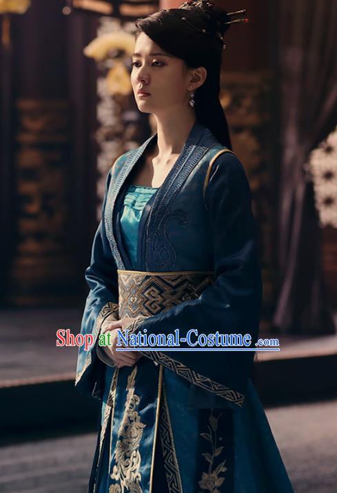 Traditional Chinese Ancient Han Dynasty Young Lady Embroidered Costume for Women