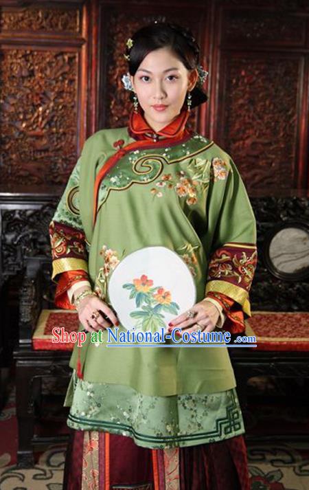 Traditional Chinese Ancient Qing Dynasty Young Mistress Embroidered Green Xiuhe Suit Clothing for Women