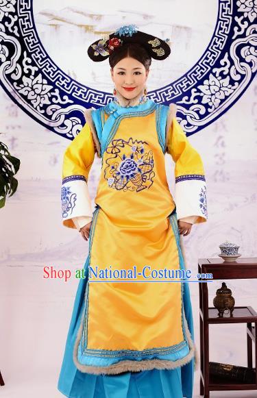 Traditional Chinese Ancient Qing Dynasty Imperial Empress Manchu Palace Lady Embroidered Costume for Women