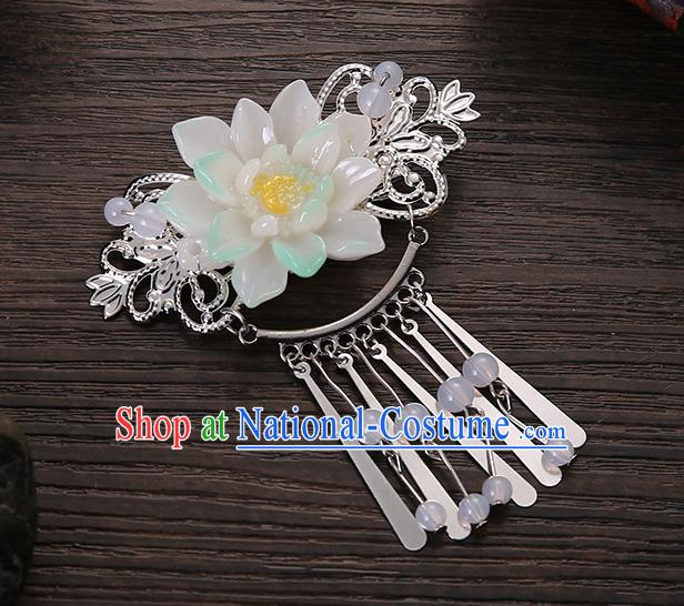 Asian Chinese Handmade Classical Hair Accessories White Flower Tassel Hair Comb Hairpins for Women