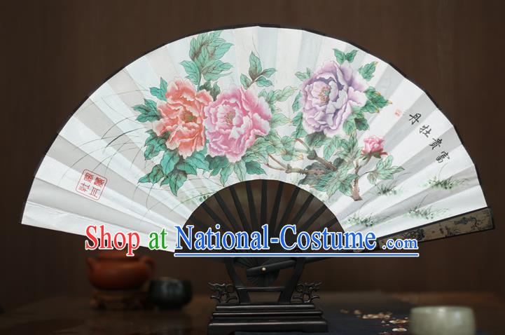 Traditional Chinese Crafts Printing Peony White Folding Fan, China Sculpture Framework Silk Fans for Men