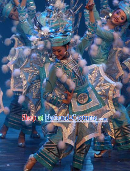 Chinese Traditional Yi Nationality Costume Folk Dance Ethnic Clothing for Women