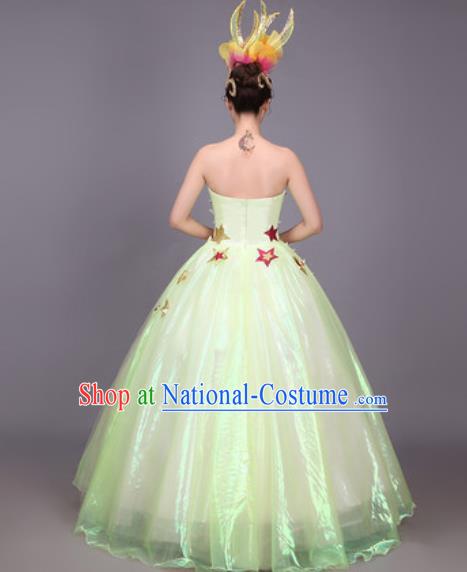 Traditional Chinese Fan Dance Folk Dance Costume Classical Yangko Dance Classical Dance Dress