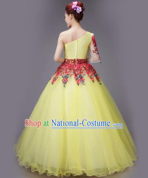 Traditional Chinese Fan Dance Folk Dance Costume Classical Yangko Dance Classical Dance Dress