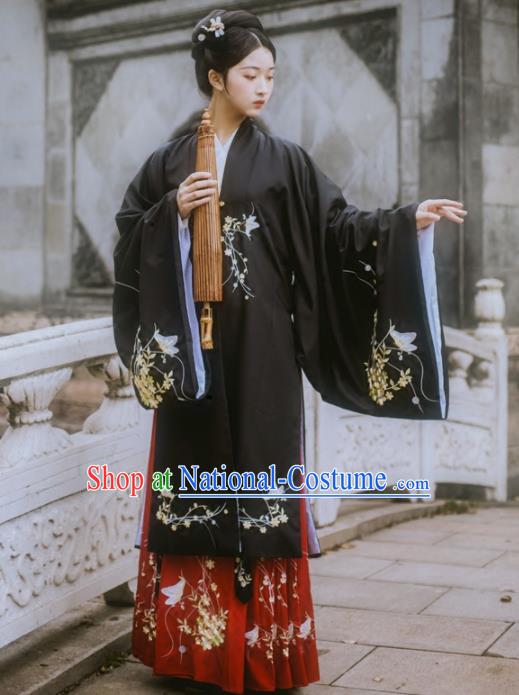 Chinese Ancient Maidenform Costumes Ming Dynasty Princess Embroidered Black Hanfu Dress for Women