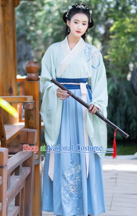 Chinese Ancient Jin Dynasty Swordswoman Costumes Embroidered Hanfu Dress for Women