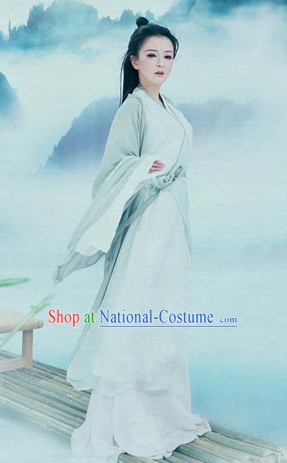 Traditional Chinese Jin Dynasty Costumes Ancient Swordswoman Dress and Headpiece for Women