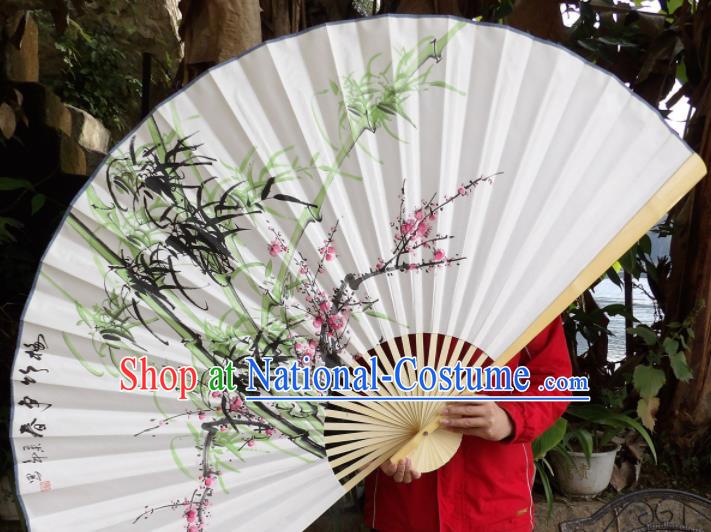 Chinese Traditional Paper Fans Decoration Crafts Hand Ink Painting Plum Blossom Bamboo Wood Frame Folding Fans