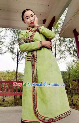 Chinese Mongol Minority Ethnic Costume Traditional Green Mongolian Robe for Women