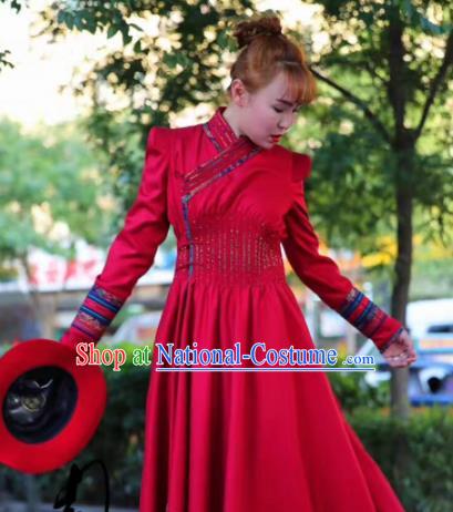 Chinese Traditional Mongol Minority Ethnic Costume Mongolian Red Dust Coat for Women