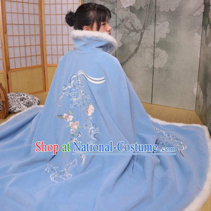 Chinese Ancient Ming Dynasty Princess Costume Embroidered Blue Cloak for Women