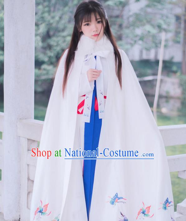 Chinese Ancient Ming Dynasty Princess Winter Costume Embroidered Butterfly White Cloak for Women