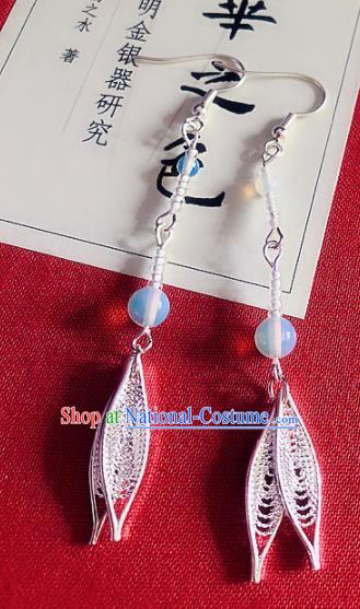 Top Grade Chinese Handmade Earrings Traditional Bride Eardrop Jewelry Accessories for Women