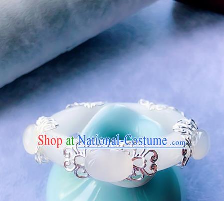 Top Grade Chinese Handmade Jewelry Accessories Jade Bracelet Traditional Bangle for Women