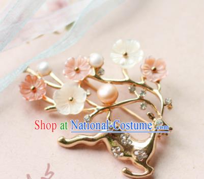 Traditional Chinese Handmade Brooch Ancient Deer Breastpin Accessories for Women