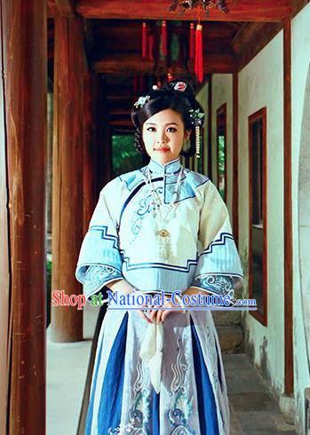 Chinese Traditional Ancient Qing Dynasty Costumes Nobility Mistress Embroidered Clothing for Women