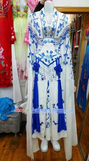 Chinese Traditional Beijing Opera Princess Silk Costumes Ancient Peri Embroidered White Dress for Women