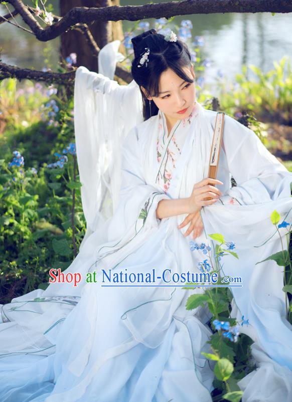 Chinese Traditional Ancient Peri Princess Costumes Jin Dynasty Embroidered White Hanfu Dress for Women