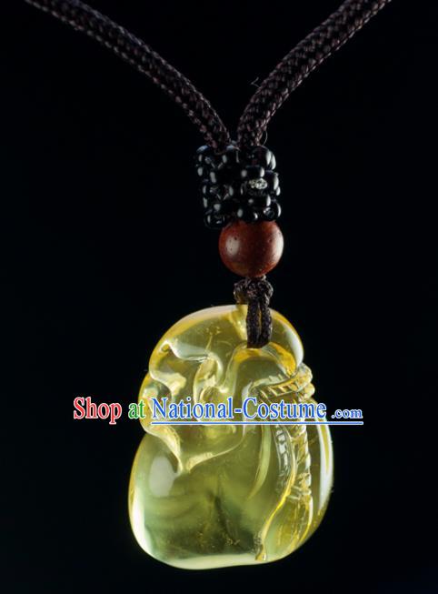 Chinese Traditional Jewelry Accessories Ancient Hanfu Carving Chrysophoron Beeswax Necklace for Women