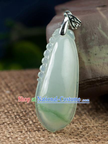 Chinese Traditional Jewelry Accessories Jade Necklace Handmade Carving Emerald Pendant