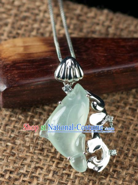 Chinese Traditional Jade Jewelry Accessories Ancient Hanfu Jadeite Dolphin Necklace for Women