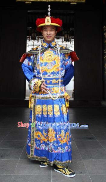 Chinese Traditional Ancient Qing Dynasty Manchu Emperor Embroidered Costumes and Hat for Men